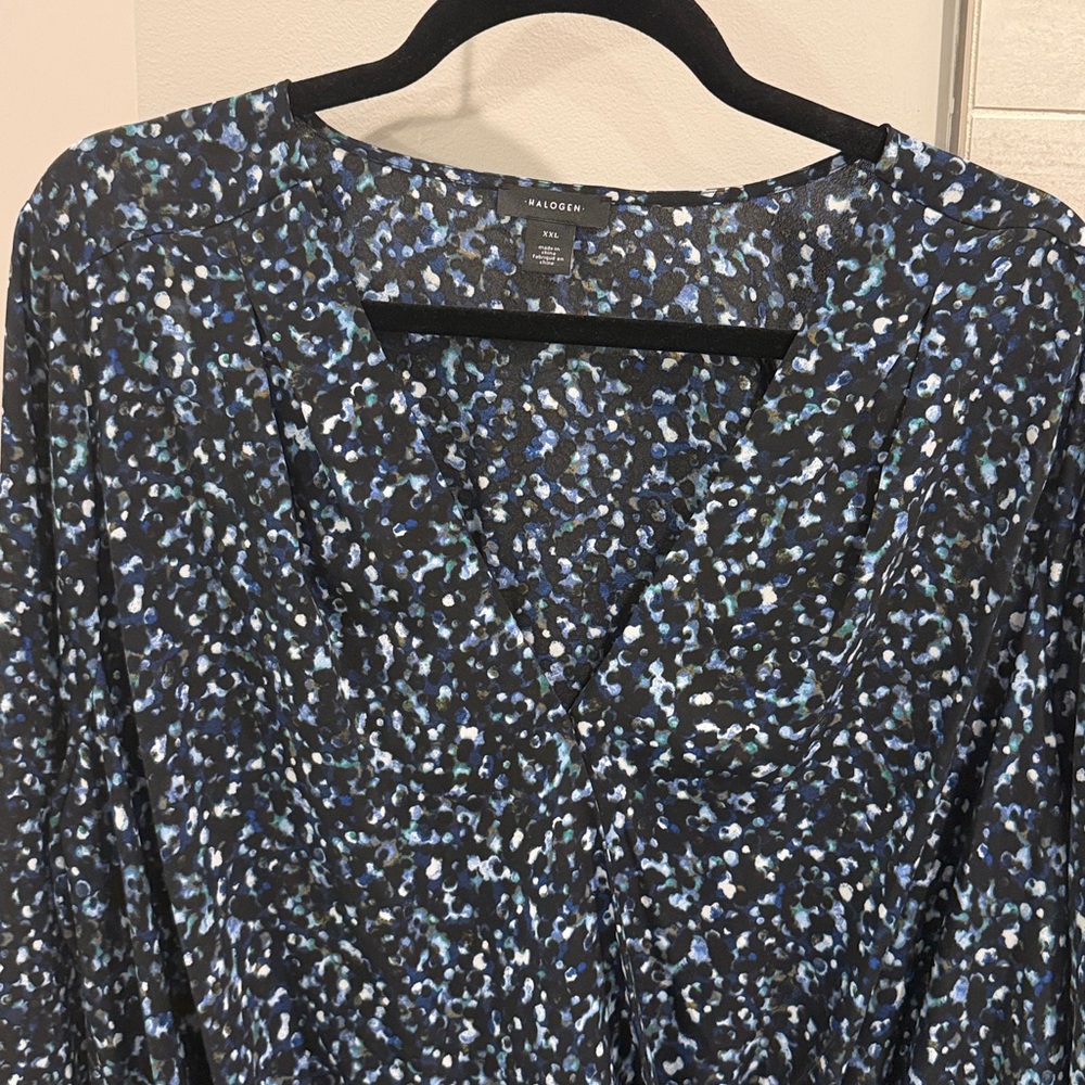 🧡 LONG SLEEVE HALOGEN CROSSOVER BLOUSE - Picture 3 of 4